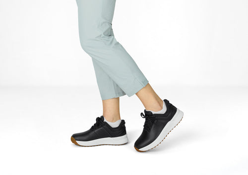 Approach Shot Hands-Free Golf - Black - Footwear Women Sneakers Stretch