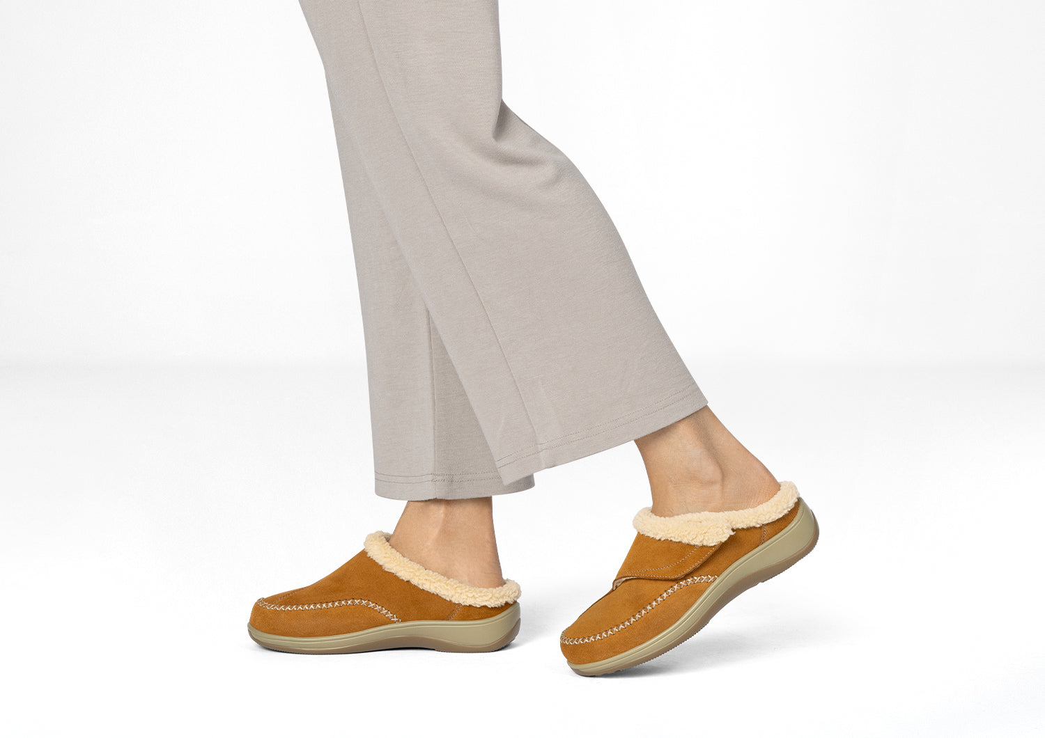 Charlotte - Brown - Footwear Women Slippers