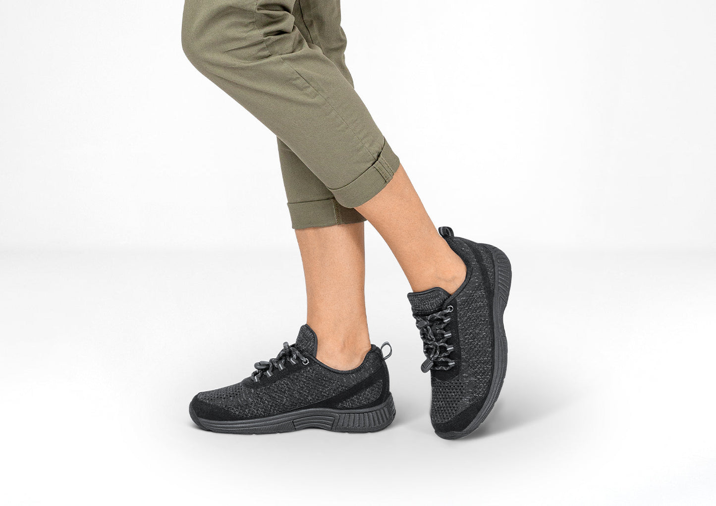 Coral No-Tie - Black - Footwear Women Sneakers Stretch