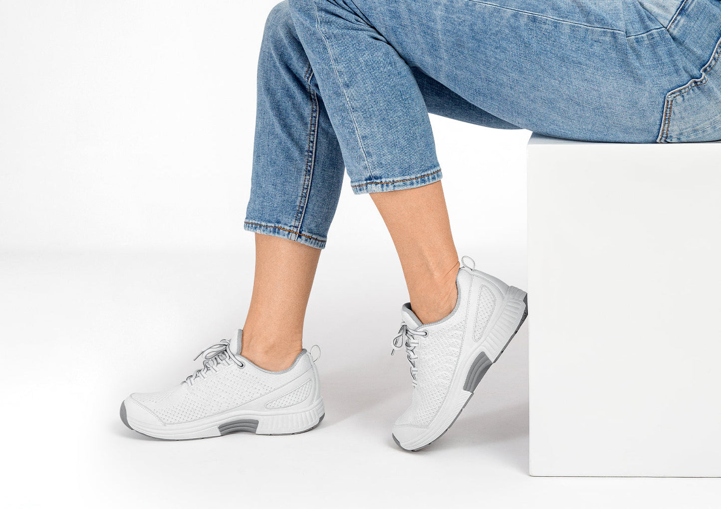 Coral - White - Footwear Women Sneakers Stretch