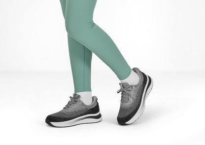 Nira Hands-Free - Black/Gray - Footwear Women Sneakers Stretch