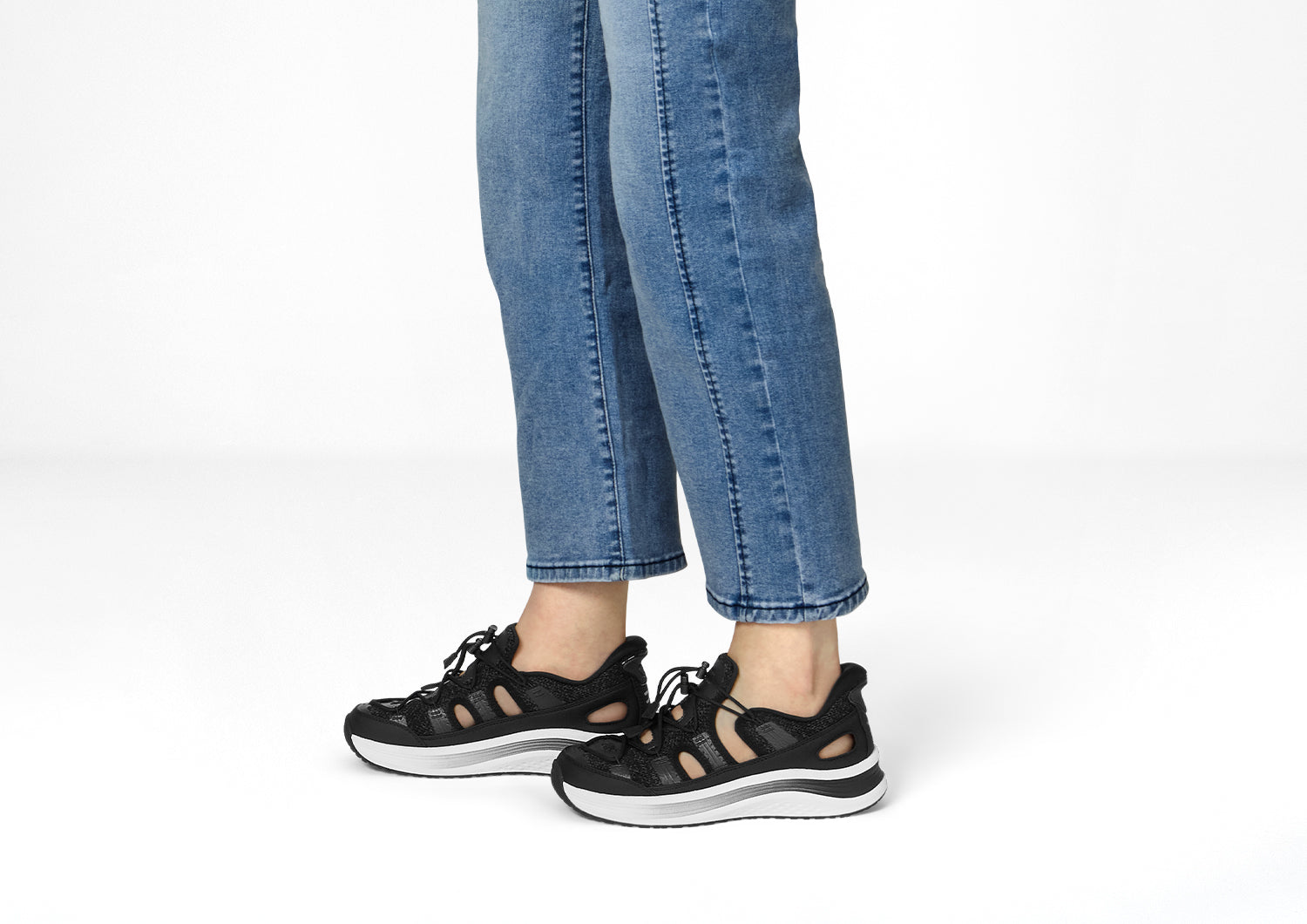 Venus Hands-Free - Black - Footwear Women Sandals