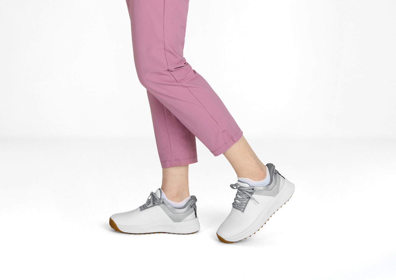Approach Shot Hands-Free Golf - White/Silver - Footwear Women Sneakers Stretch