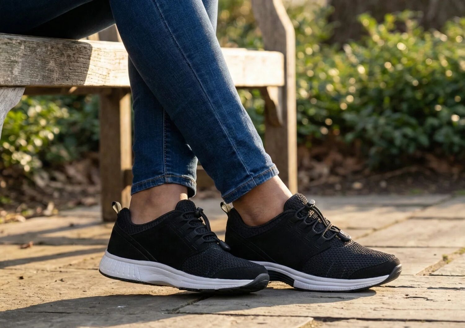 Francis No-Tie - Black - Footwear Women Sneakers Stretch
