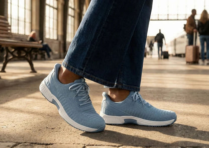 Kita Hands-Free - Blue - Footwear Women Sneakers Stretch