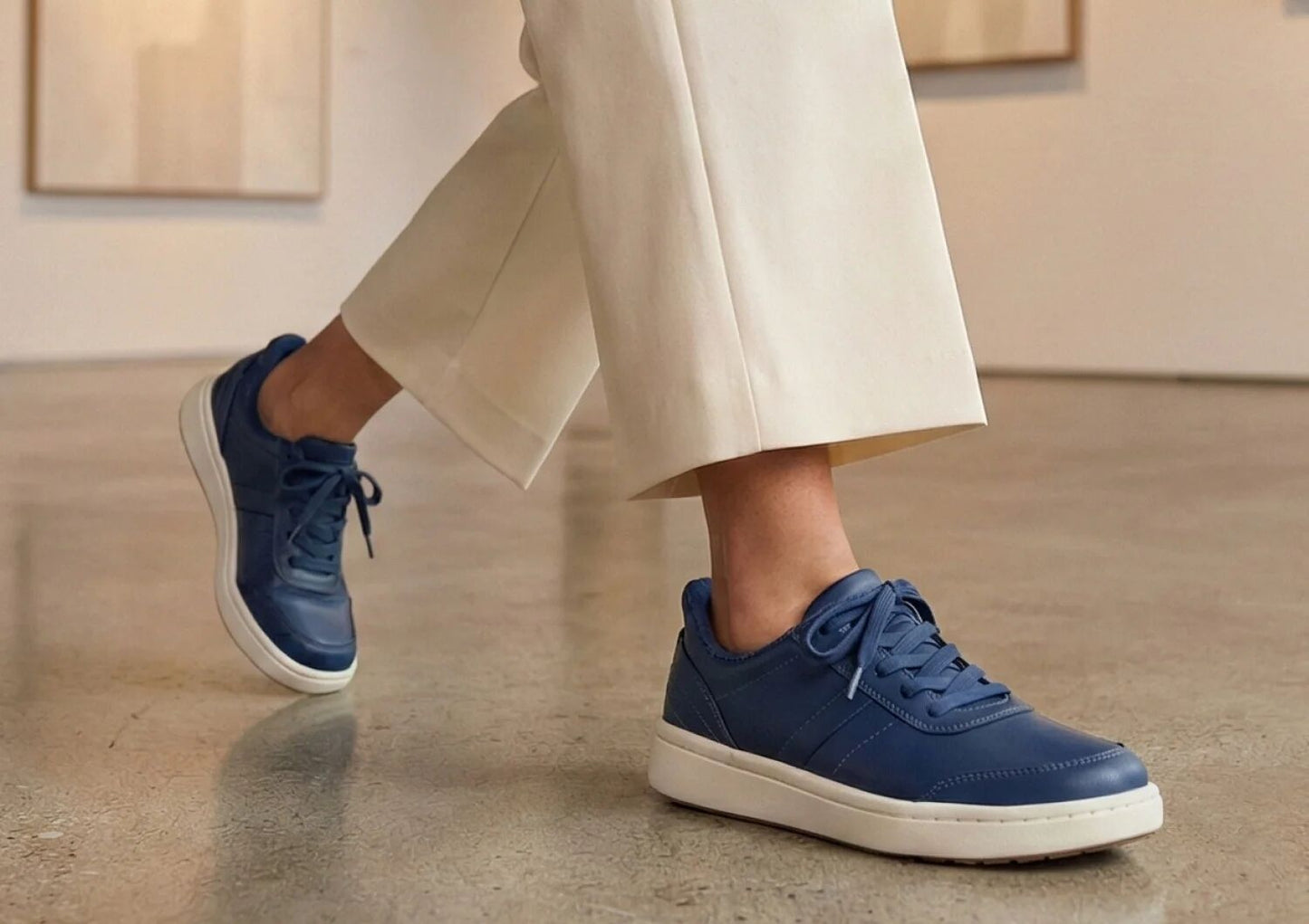Wander Hands-Free - Navy - Footwear Women Sneakers